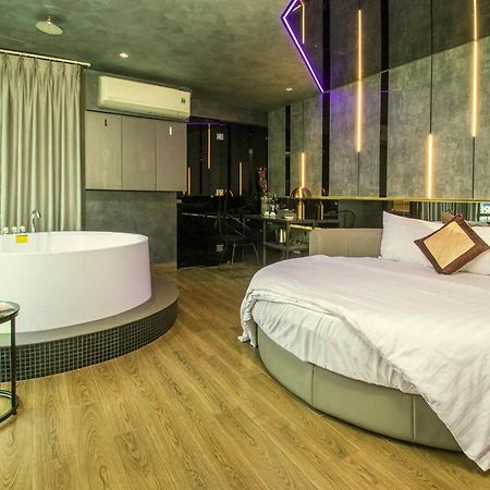 Bonita Signature Hotel Ho Chi Minh City Exterior photo